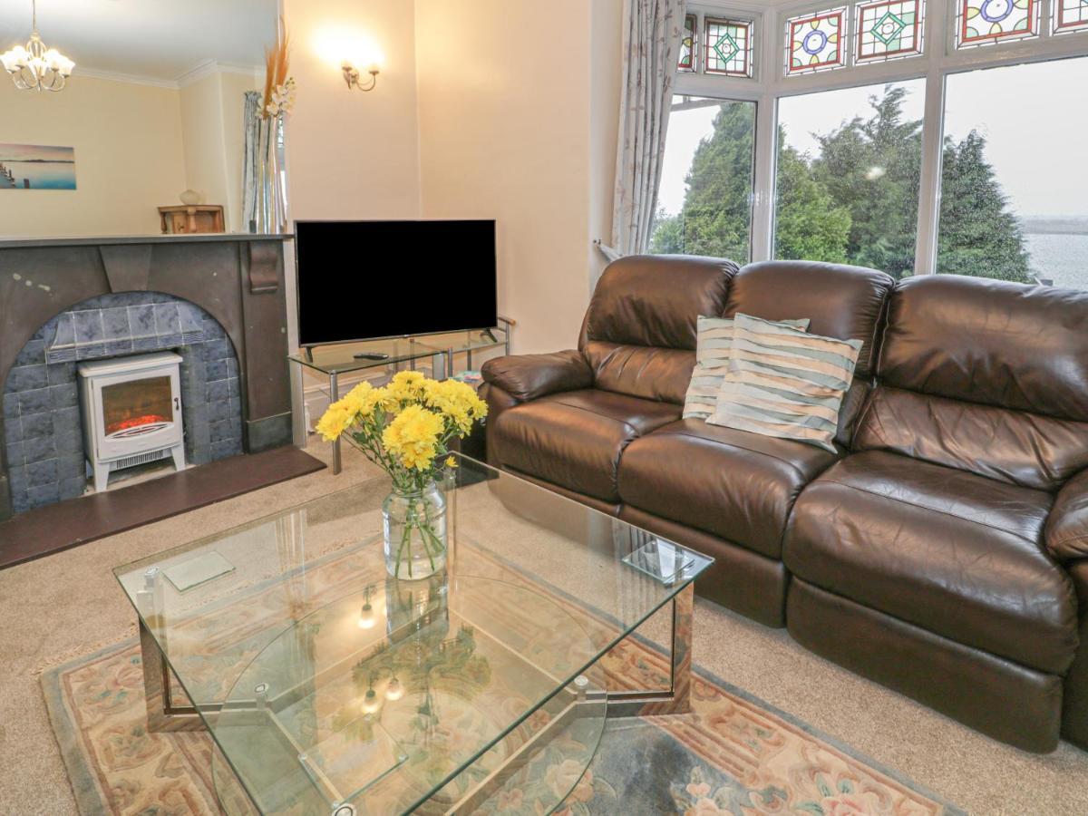 Preswylfa Villa เคอร์นาวอน ภายนอก รูปภาพ